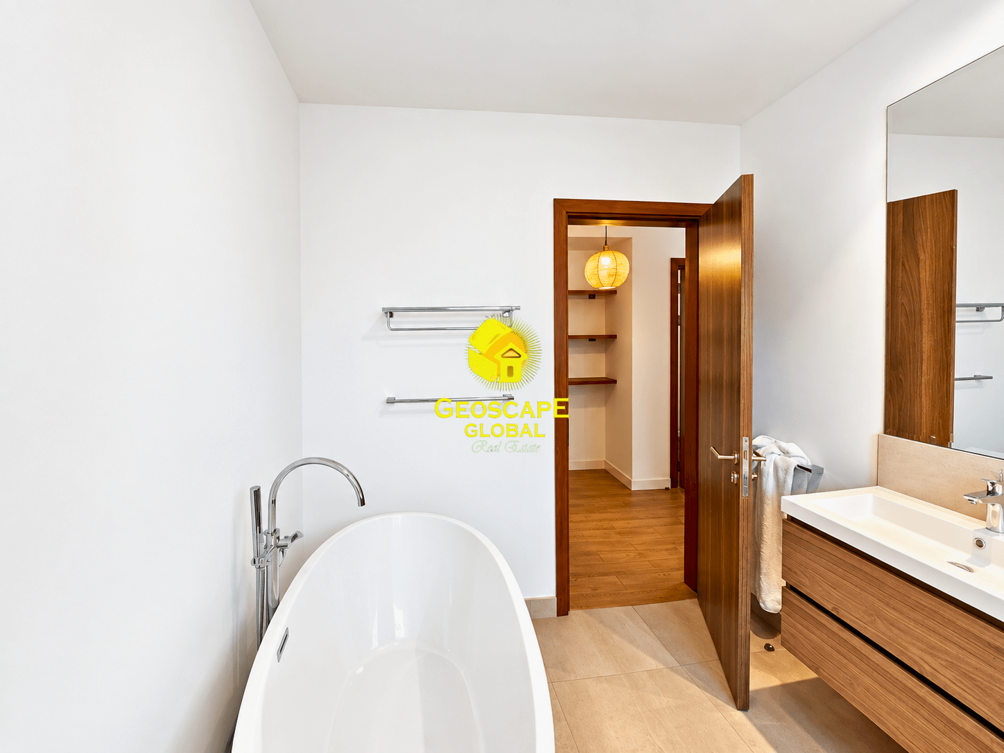 🏡 FOR RENT: Four-Bedroom Furnished Duplex Apartments – Rosslyn