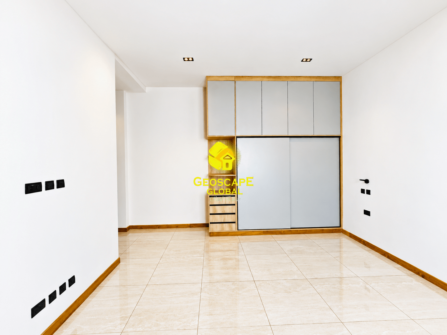 🏡 FOR SALE: Four-Bedroom Unfurnished Apartments – Loresho
