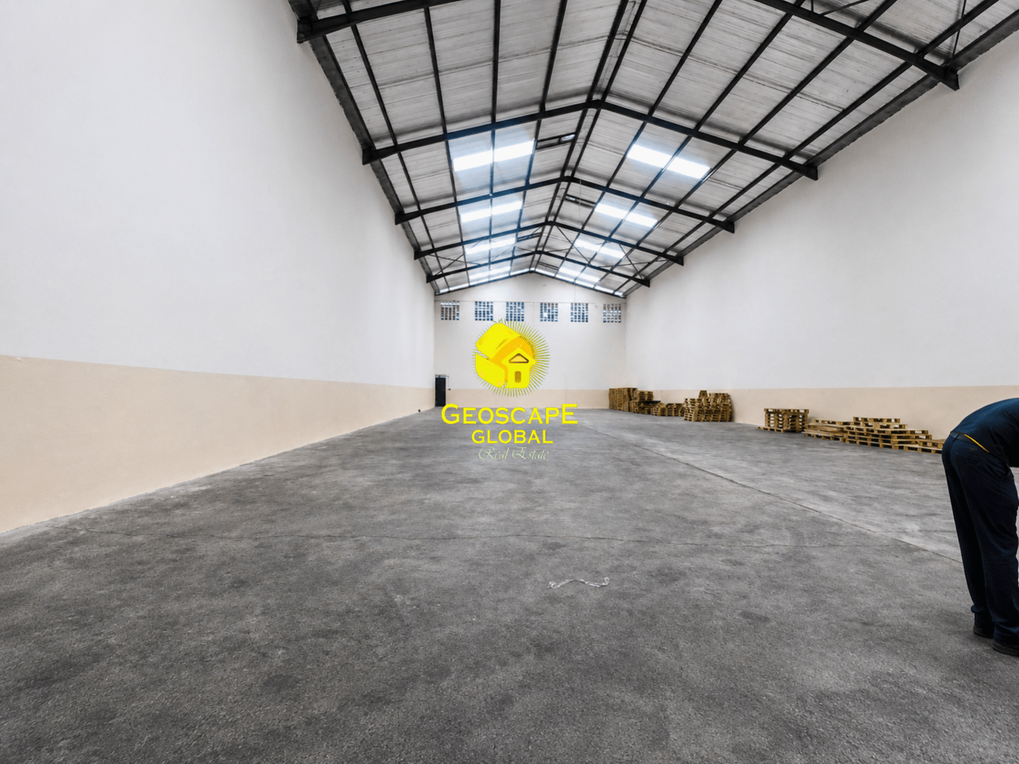 12,000 SQ. FT WAREHOUSE TO LET in Syokimau