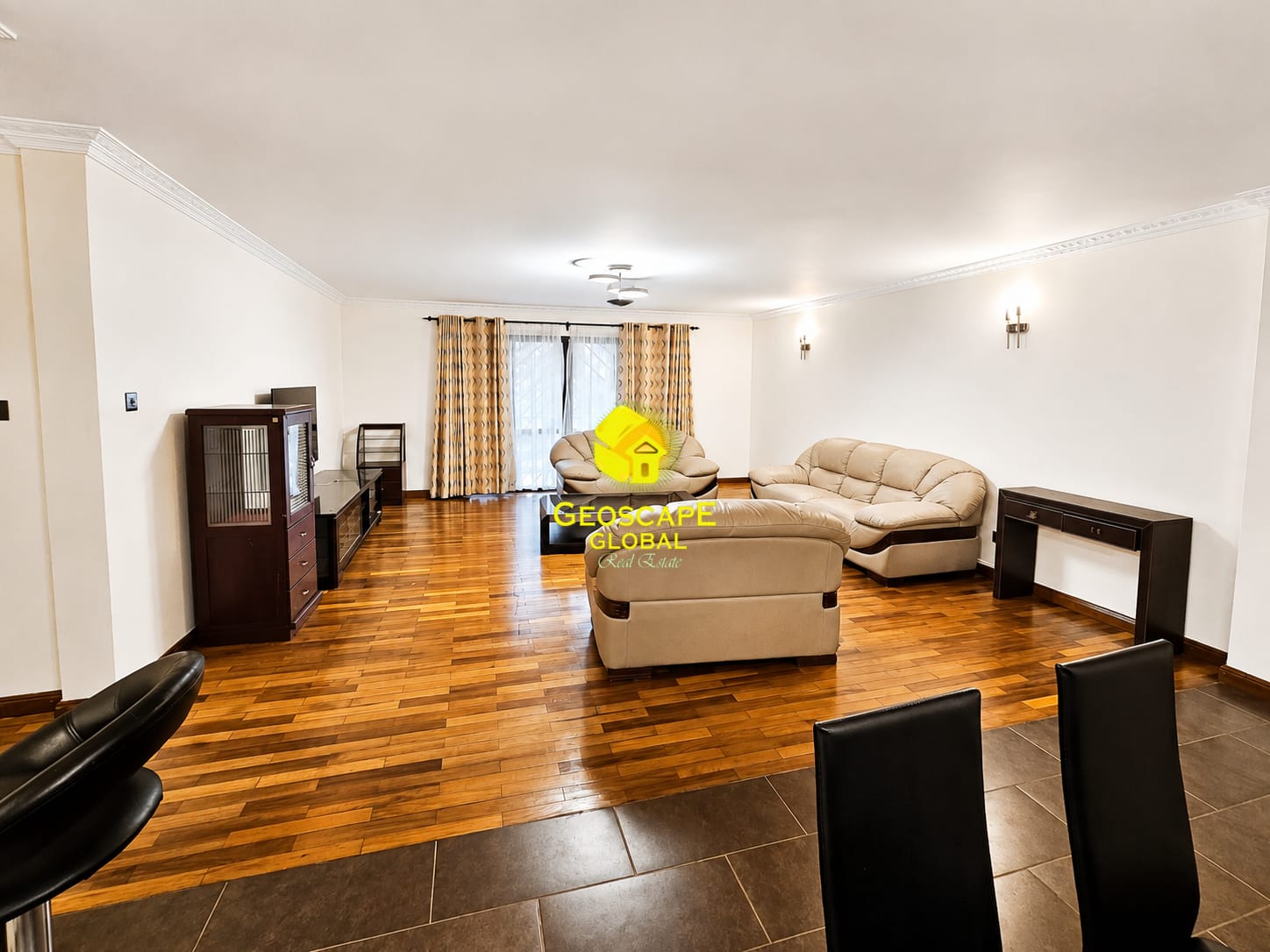 🏡 FOR RENT: Three-Bedroom Furnished Apartment – Lavington