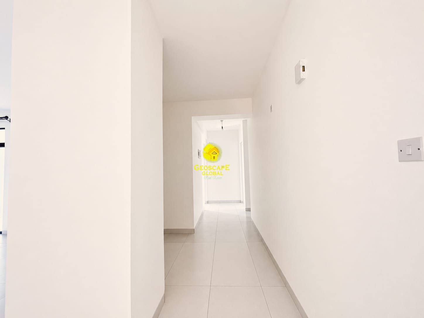 🏡 FOR RENT: Four-Bedroom Unfurnished Apartments – Parklands