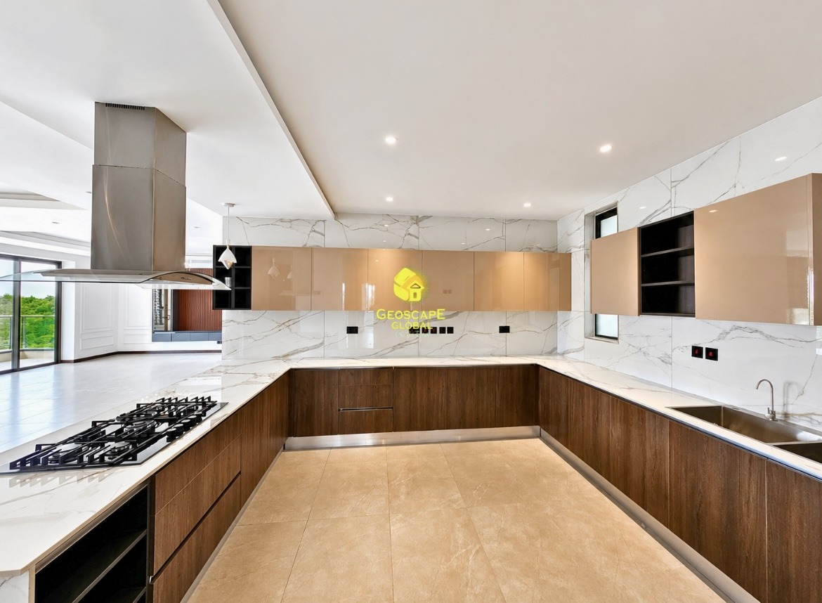 🏡 FOR SALE: Three-Bedroom Unfurnished Apartments – Riverside
