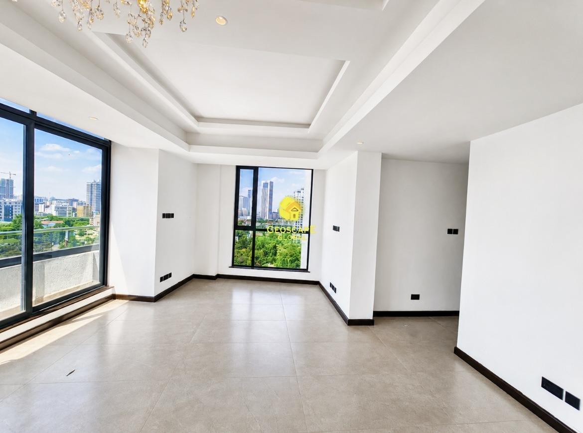 🏡 FOR SALE: Three-Bedroom Unfurnished Apartments – Riverside