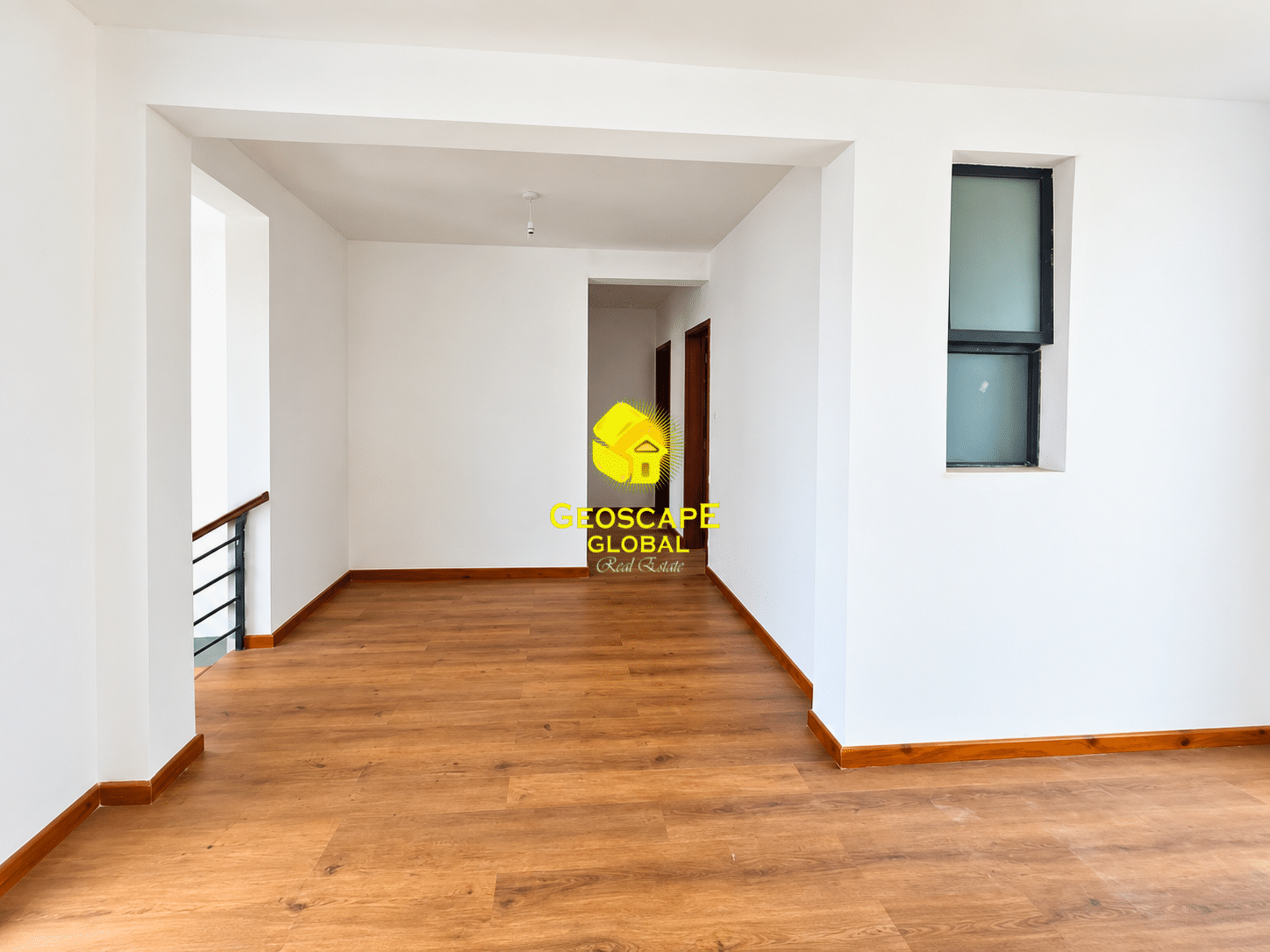 FIVE-BEDROOM TOWNHOUSE FOR SALE